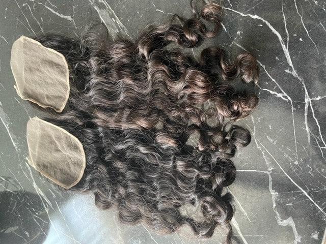 Curly closures